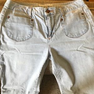 Wide-legged Joe’s Jeans